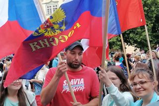 Babiš a jeho kumpáni neimprovizují. Chtějí si stát...